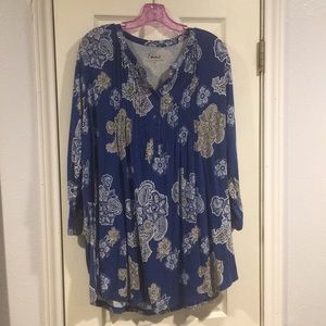 Royal blue tunic style top.